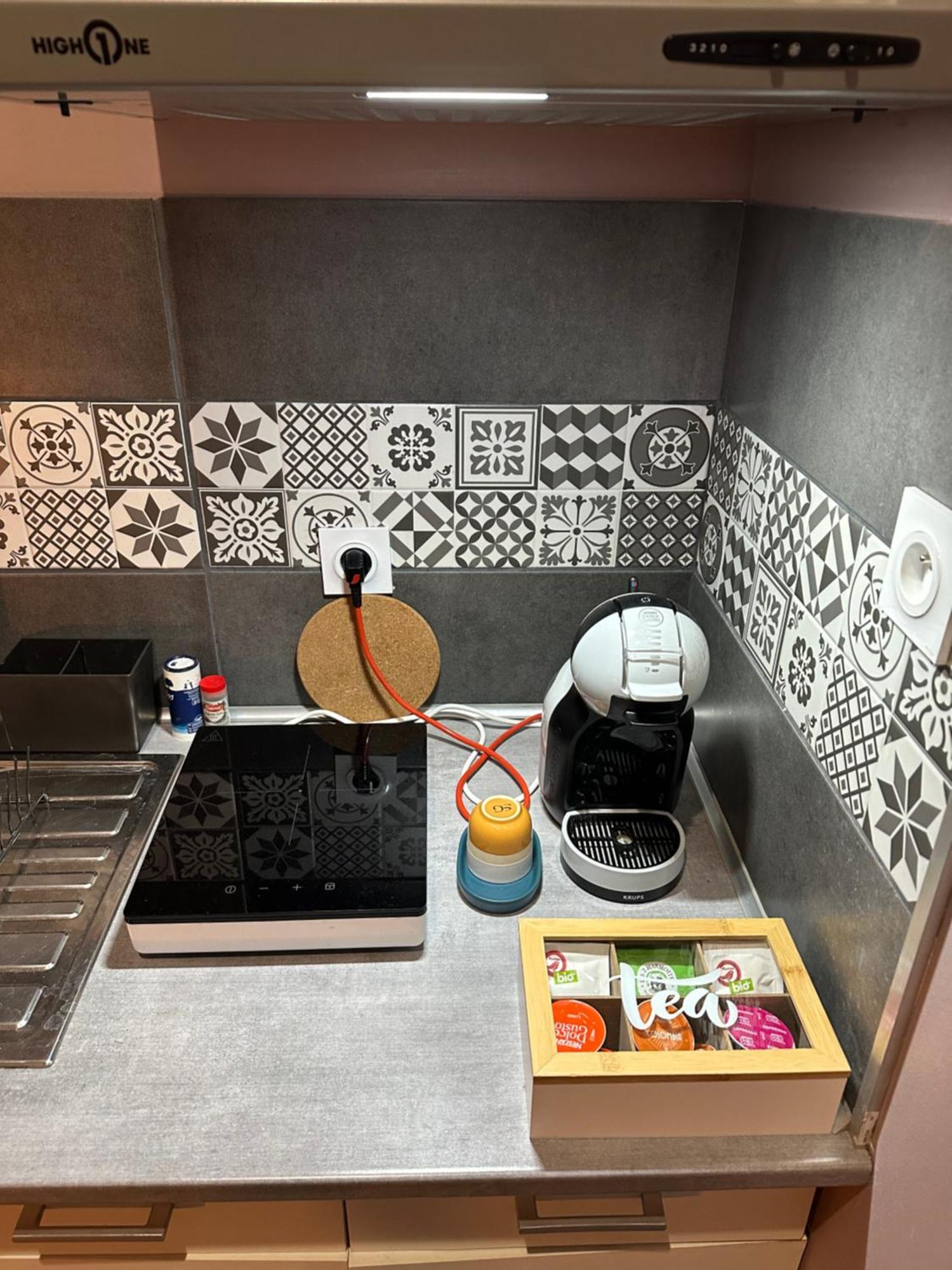 La Tiny : Adorable Petit Studio /Parking Gratuit. Angulema Exterior foto